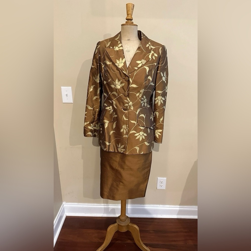 Escada Margaretha Ley Suit Skirt And Jacket Set 100% Silk Brown Size 8 10 US